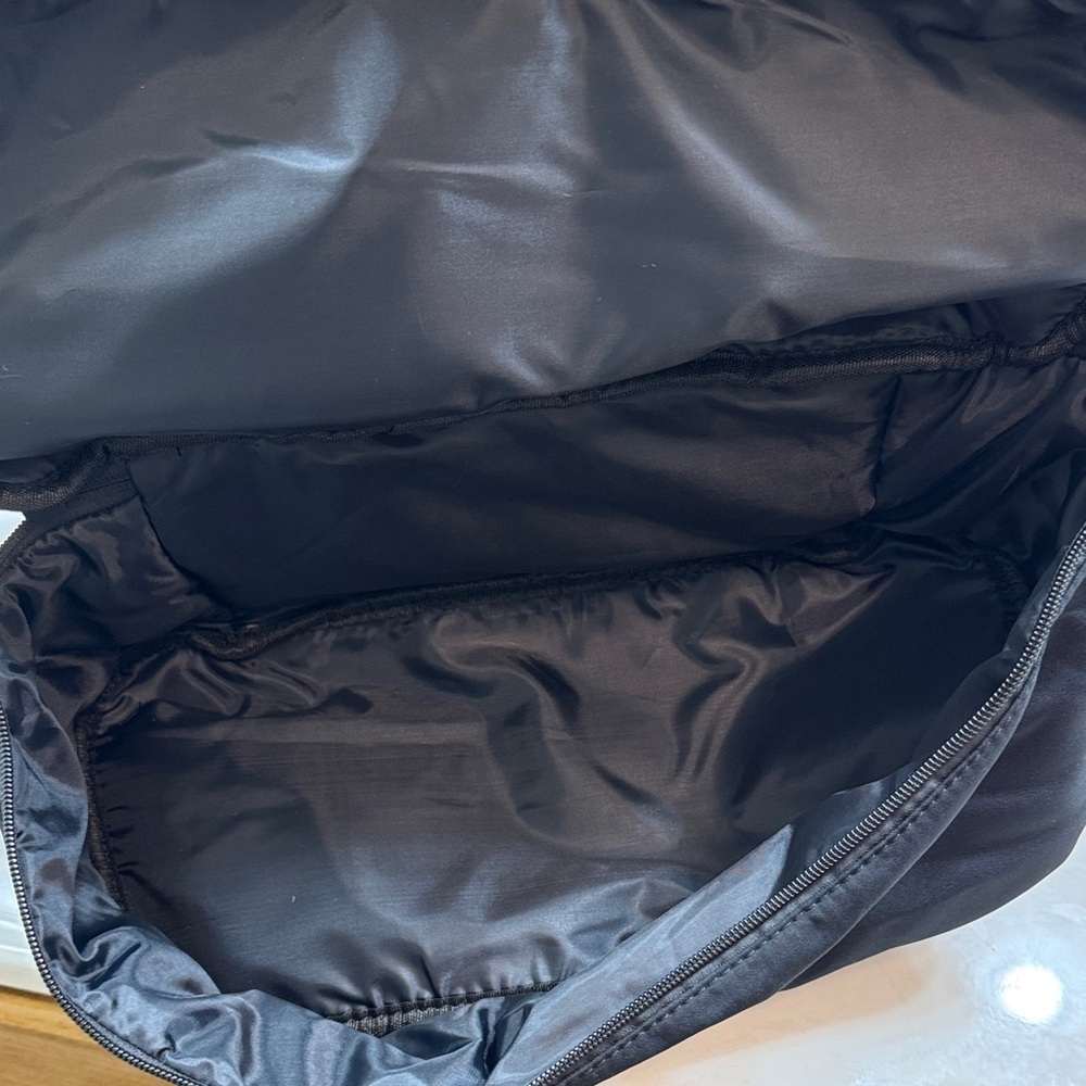 Beyond Yoga Black Convertible Drawstring Tote - Picture 9 of 10